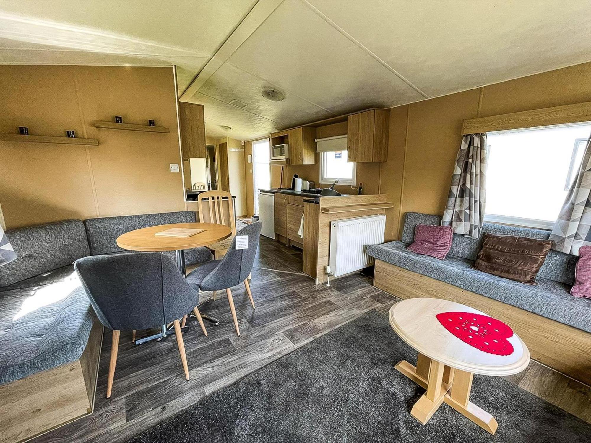 Lovely 6 Berth Caravan At Sunnydale Holiday Park Ref 35375S Louth  ภายนอก รูปภาพ