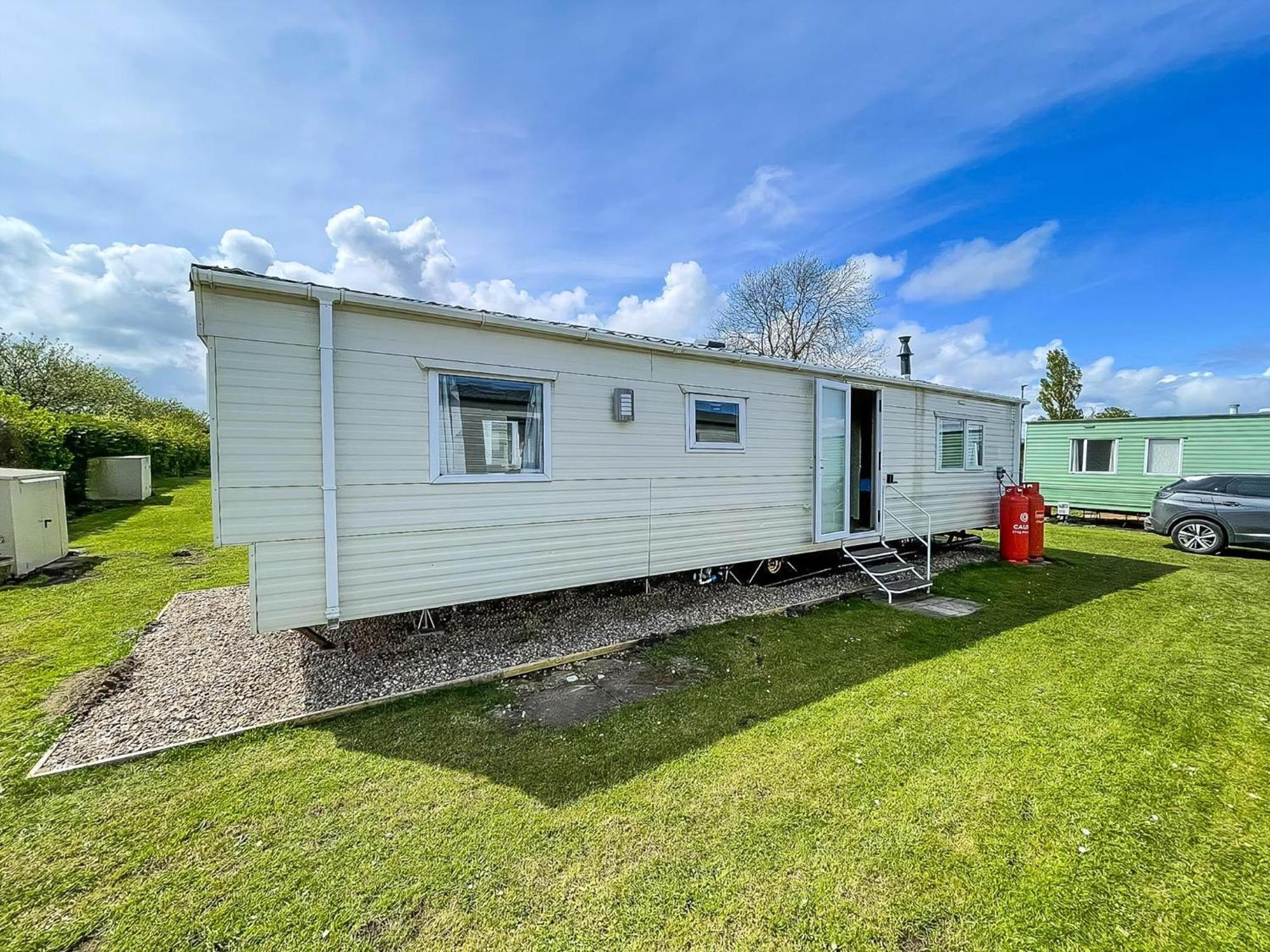 Lovely 6 Berth Caravan At Sunnydale Holiday Park Ref 35375S Louth  ภายนอก รูปภาพ